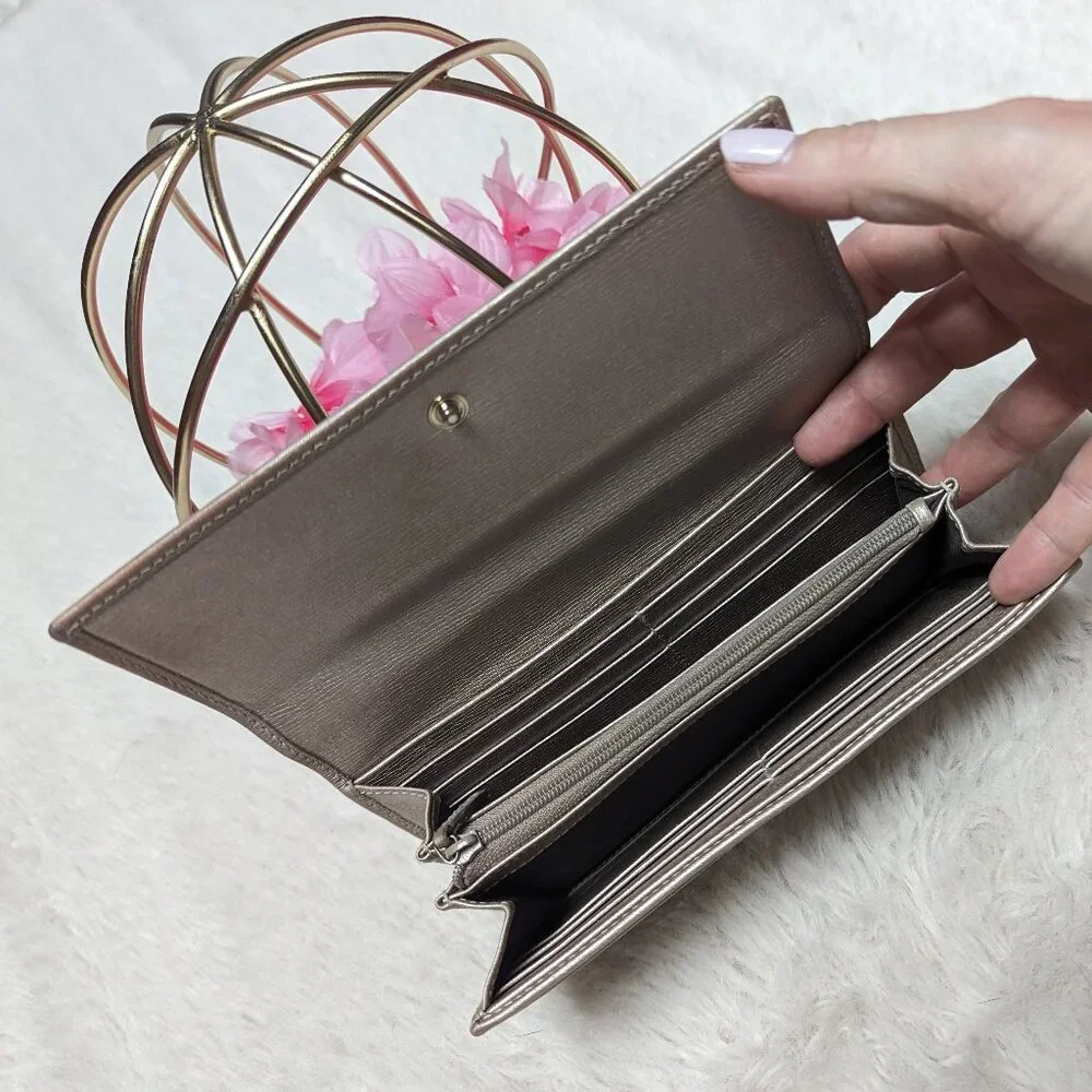 Gucci Lovely Interlocking Hearts Metallic Tan Long Leather Wallet - Picture 5 of 10